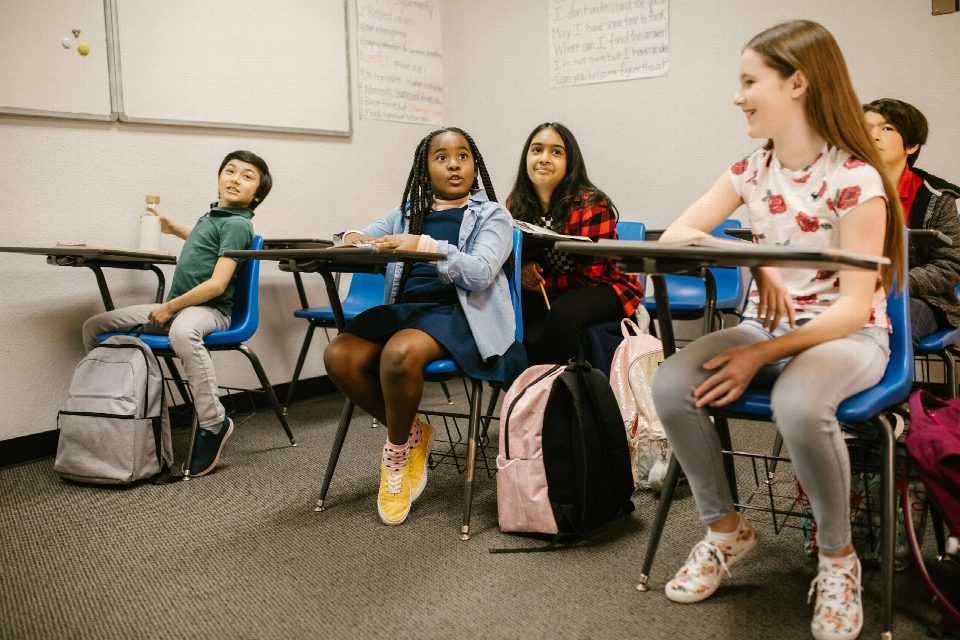 School Chairs: Discover The Ultimate Comfort And Durability Guide