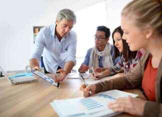 Enhancing STEM Professional Development: 4 Effective Strategies news-14082024-162648