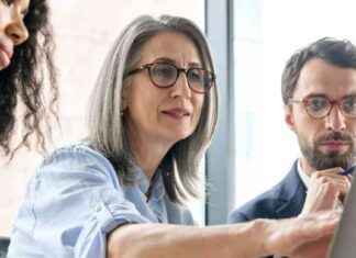 Pacesetting Leadership: Advantages and Disadvantages news-14082024-163435