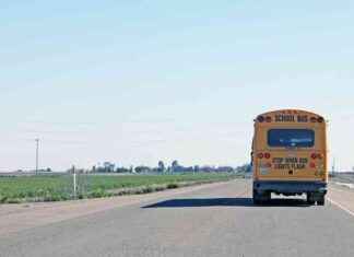 Exploring Strategies to Address Student Truancy in California Districts news-14082024-163647