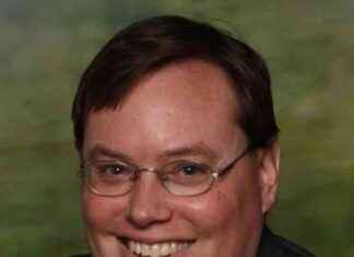 Effective Strategies for Building a Learning Community: 5 Key Methods news-15082024-072435