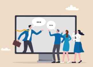 Effective Strategies for Remote Management: Key Differences news-15082024-200024