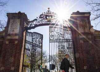 Harvard University Announces Neutral Stance on External Issues news-16082024-200614