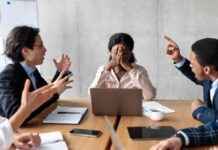 Identifying and Managing Gaslighting in the Workplace: A Guide for Managers news-18082024-123911