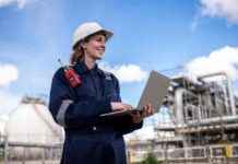 Maximizing Business Compliance Training with SaaS LMS: Benefits and Impact news-25082024-104025