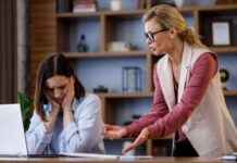 Identifying and Managing Micromanagement: 7 Key Signs and Solutions news-28082024-230250