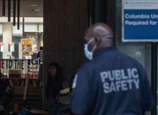 Reviving a Campus Protest Movement: Overcoming Hurdles and Gaining Momentum news-05092024-113130