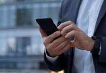 Revolutionizing Professional Development with Mobile Learning Platforms: 2024 Trends news-13092024-190027