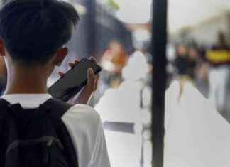 Limiting Student Cellphone Use on K-12 Campuses: California’s New Bill news-16092024-051906