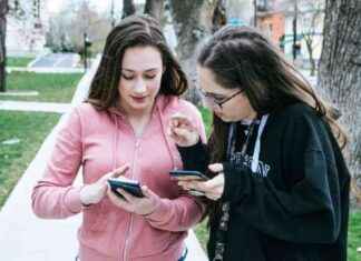 Limiting Children’s Cellphone Use: A Parent’s Guide news-17092024-231835