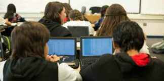 maximizing-the-benefits-of-a-in-schools-through-strong-local-leadership