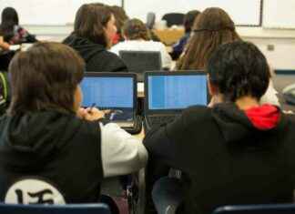 Maximizing the Benefits of AI in Schools through Strong Local Leadership maximizing-the-benefits-of-a-in-schools-through-strong-local-leadership