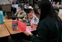 Teachers Deserve Better: Union Leaders Speak Out on Teacher Appreciation Week teachers-deserve-better-union-leaders-speak-out-on-teacher-appreciation-week